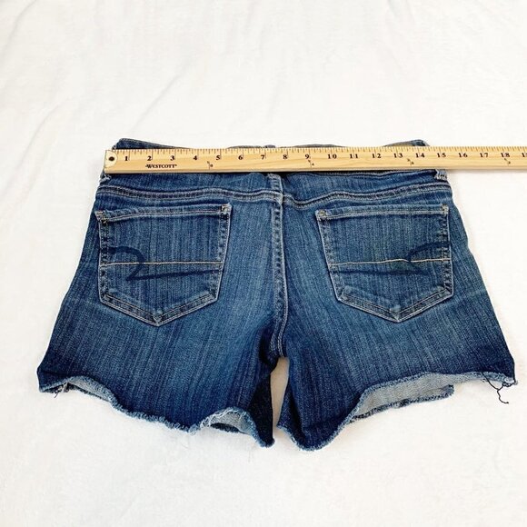 American Eagle stretch cutoff denim jean shorts - Size 6 - Picture 9 of 12